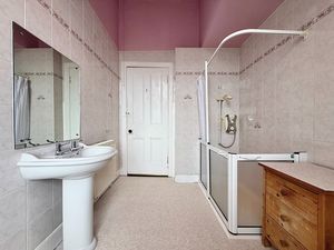 Photo 14- click for photo gallery